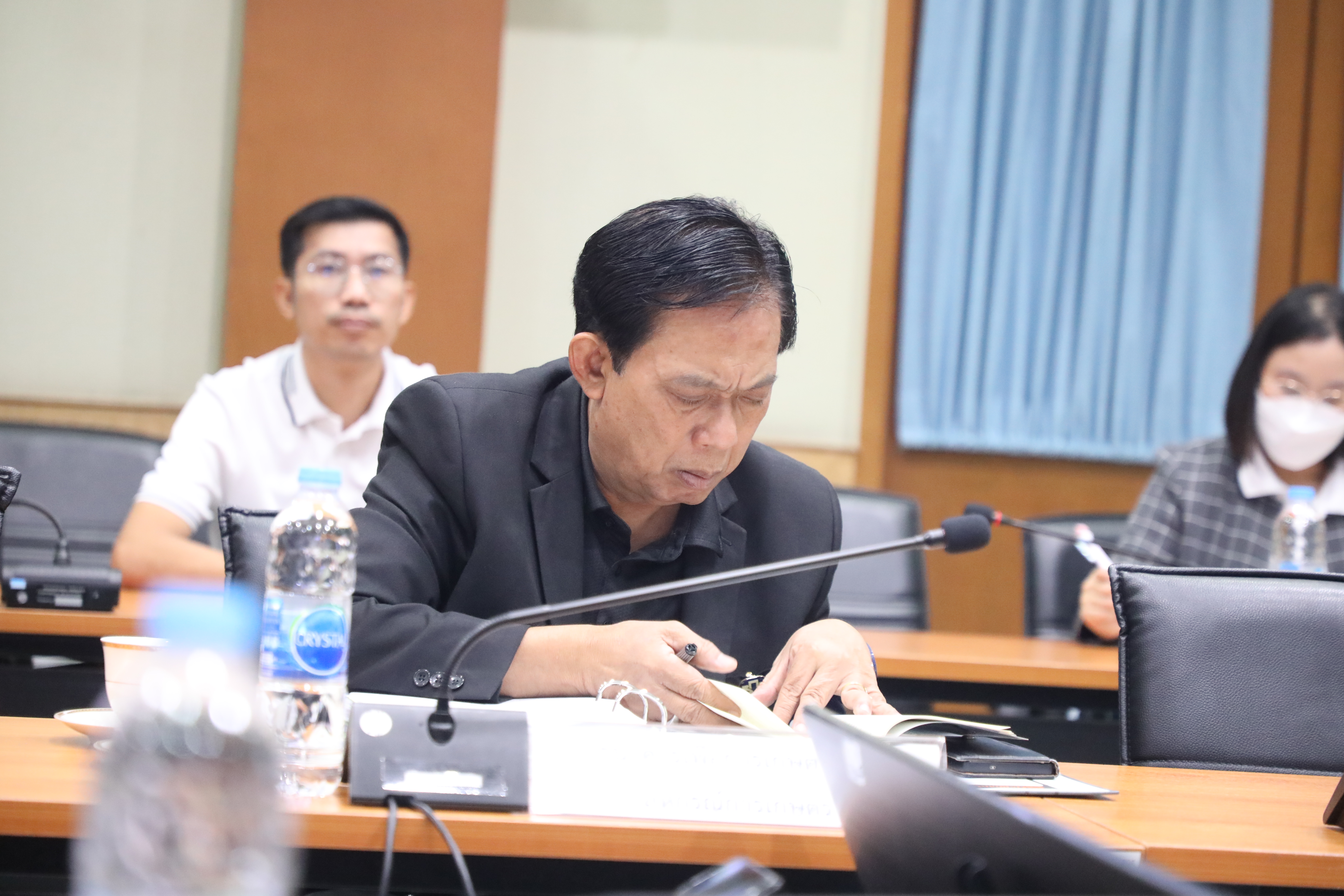 title - ส.ป.ก. ขับเคลื่อนกองทุนการปฏิรูปที่ดิน พิจารณาโครงการพัฒนาพื้นที่เพื่อเกษตรกรทั่วประเทศ